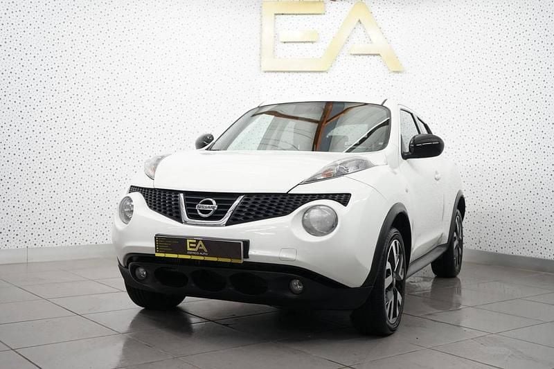 Usado Nissan Juke Acenta Connect 110 HP (80 kW) 2014 Branco SUV