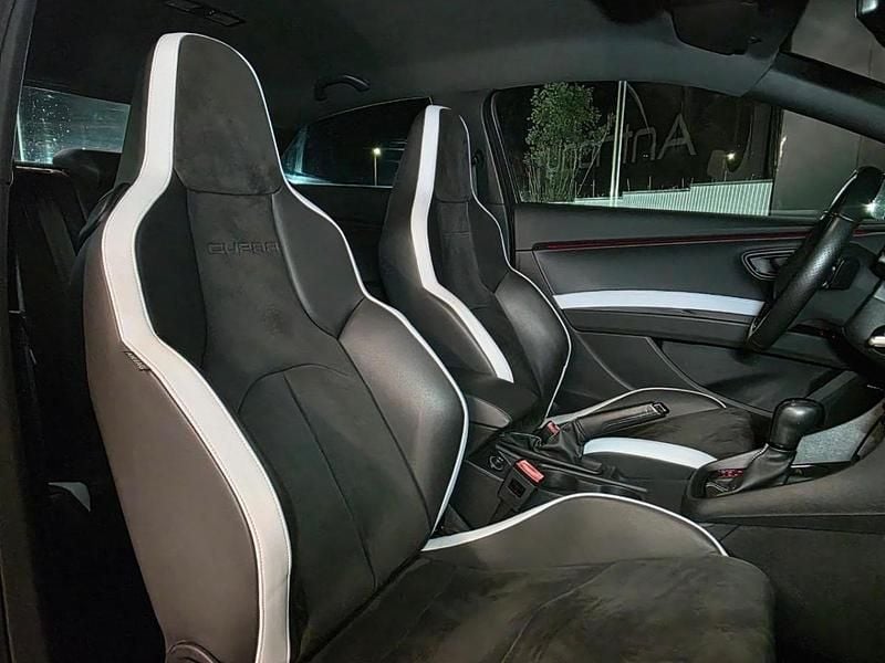 Usado Seat Leon 280 HP (205 kW) 2014 Cinzento