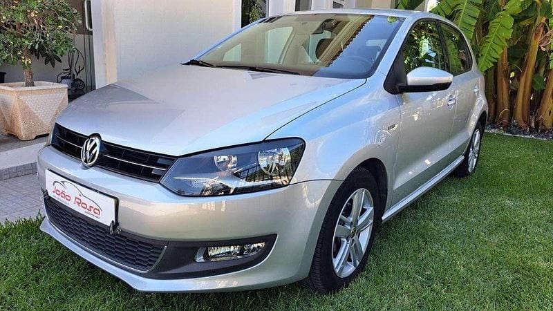 Usado VW Polo 90 HP (66 kW) 2012 Cinzento Citadino