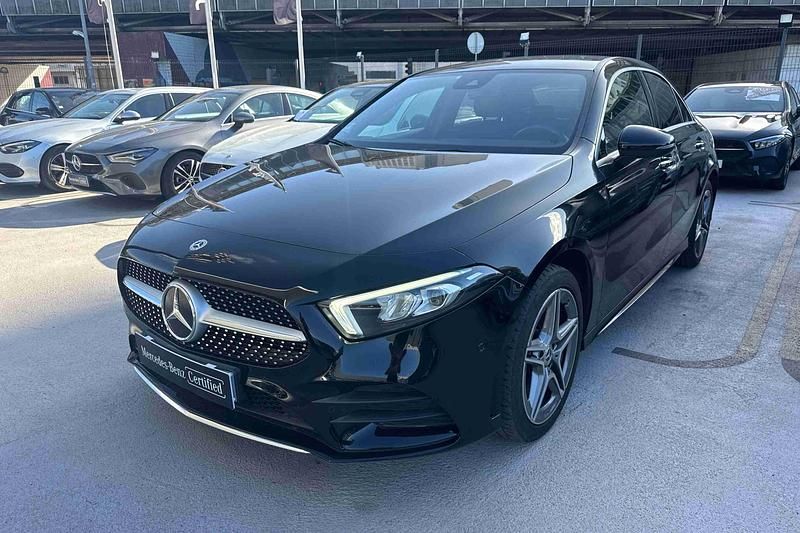 Preto Usado 2022 Mercedes A250 AMG line Sedan | € 28.900 (Bom preço) - Imagem 1/4
