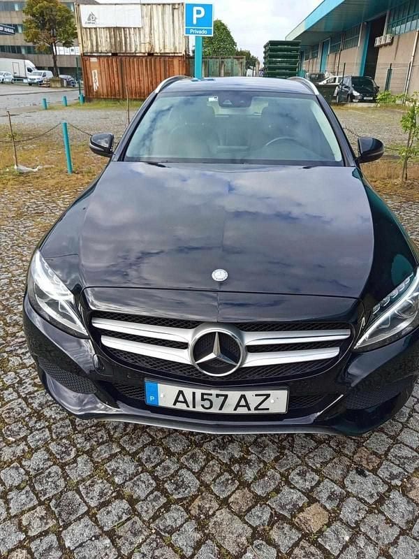 Preto Usado 2016 Mercedes C220 Carrinha | € 17.750 (Bom preço) - Imagem 1/4