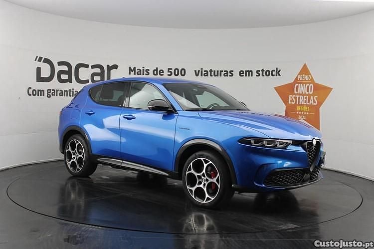Azul Usado 2023 Alfa Romeo Tonale Veloce SUV | € 31.899 (Preço justo) - Imagem 1/1