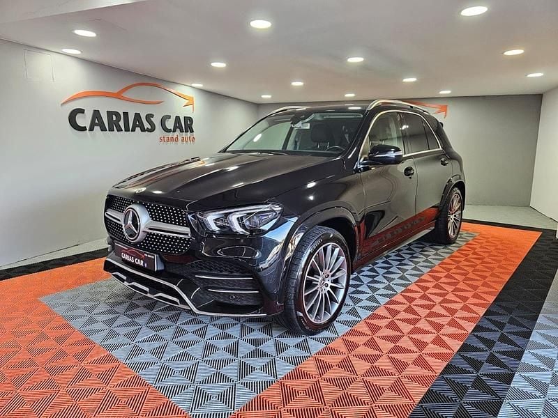Preto Usado 2020 Mercedes GLE300 SUV | € 59.990 - Imagem 1/4