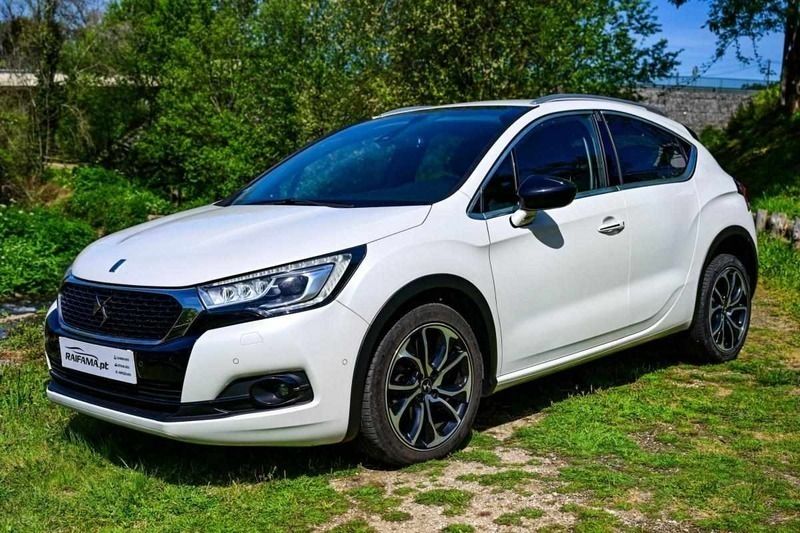 Branco Usado 2016 DS Automobiles DS4 So Chic | € 14.900 (Preço elevado) - Imagem 1/4
