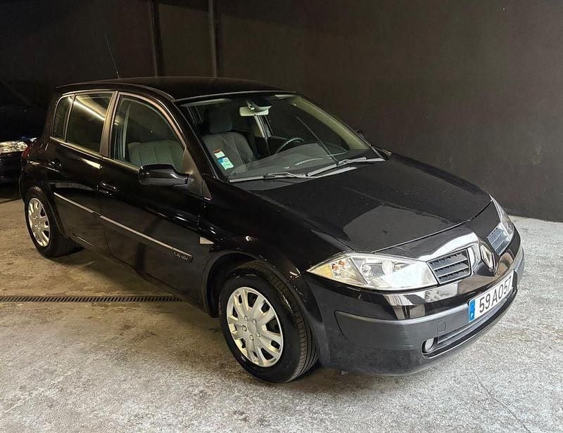 Usado Renault Mégane II 95 HP (69 kW) 2005 Sedan
