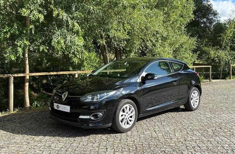 Usado Renault Mégane III 110 HP (80 kW) 2015 Preto Coupé