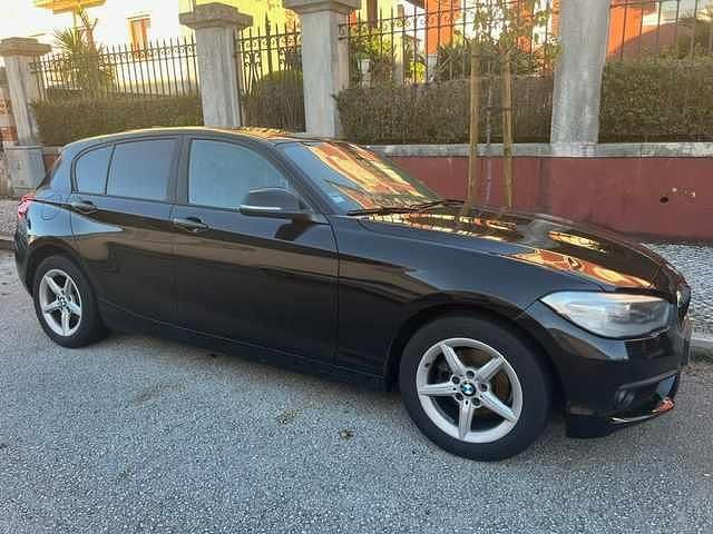 Usado BMW 116 116 HP (85 kW) 2017 Preto Citadino