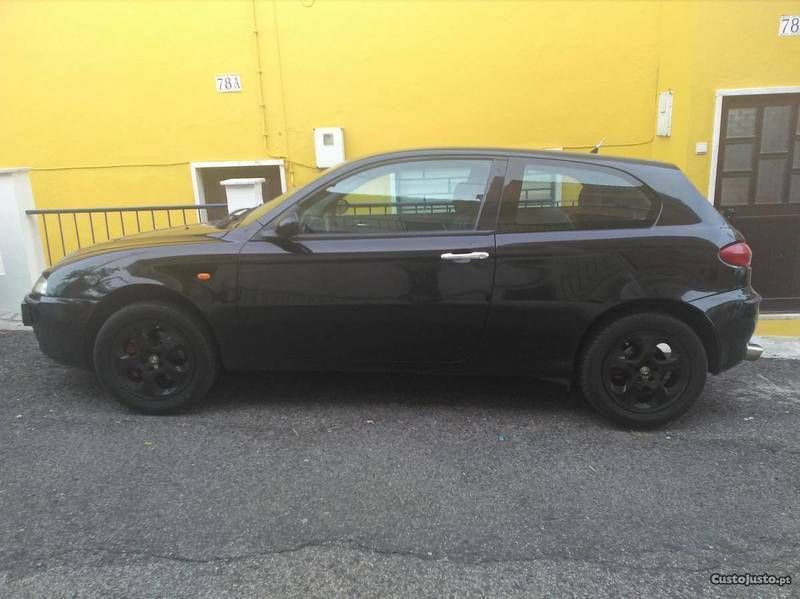 Sold Alfa Romeo 147 2001 Alfa Romeu Carros Usados Para Venda