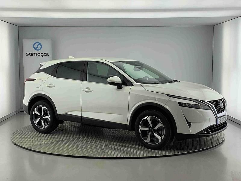 Branco Usado 2023 Nissan Qashqai N-Connecta SUV | € 27.990 (Preço justo) - Imagem 1/4