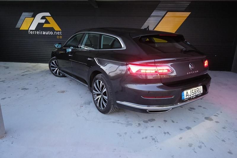 Usado VW Arteon Elegance 218 HP (160 kW) 2021 Cinza Carrinha