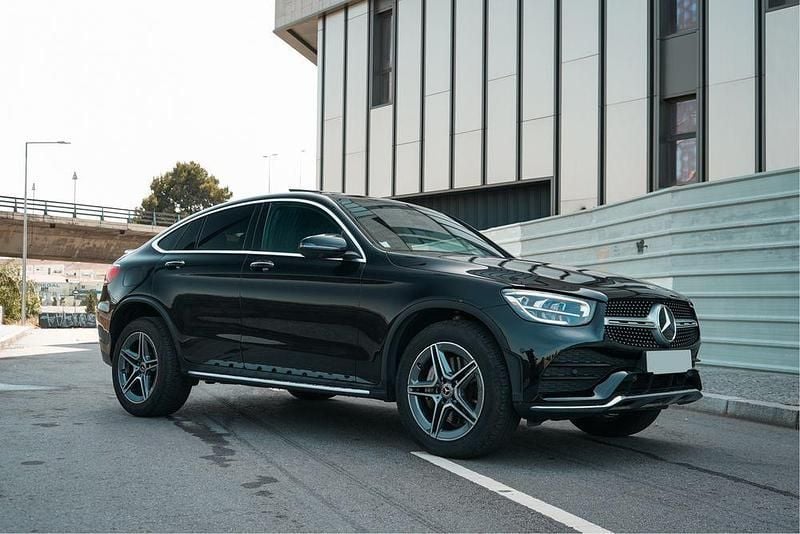 Usado 2022 Mercedes GLC300e Coupé | € 48.750 (Bom preço) - Imagem 1/4