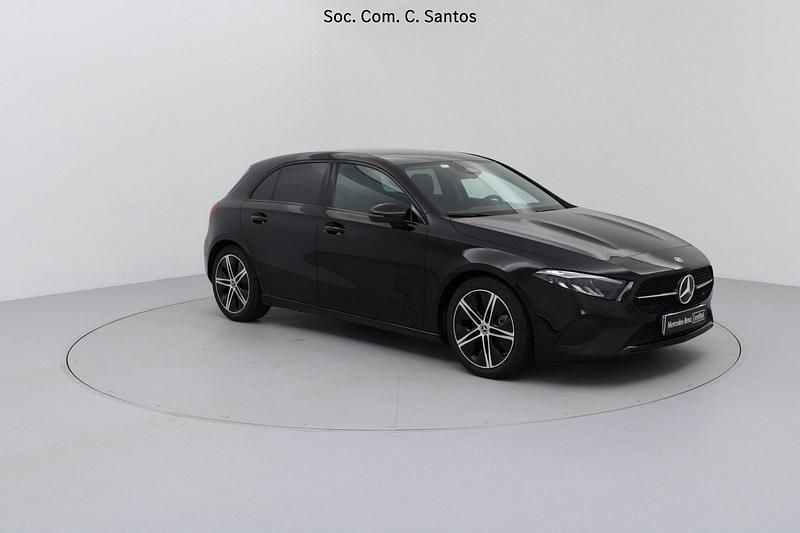 Usado Mercedes A180 Advanced 116 HP (85 kW) 2025 Preto Sedan