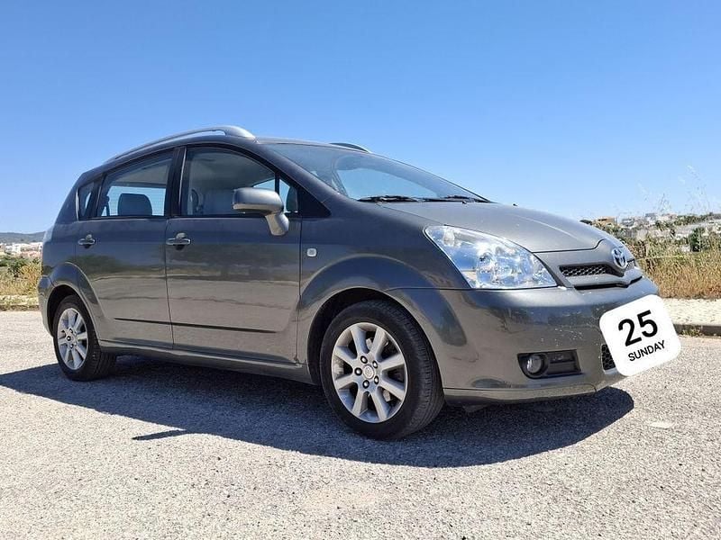 Usado 2006 Toyota Corolla Carrinha | € 8.299 - Imagem 1/4