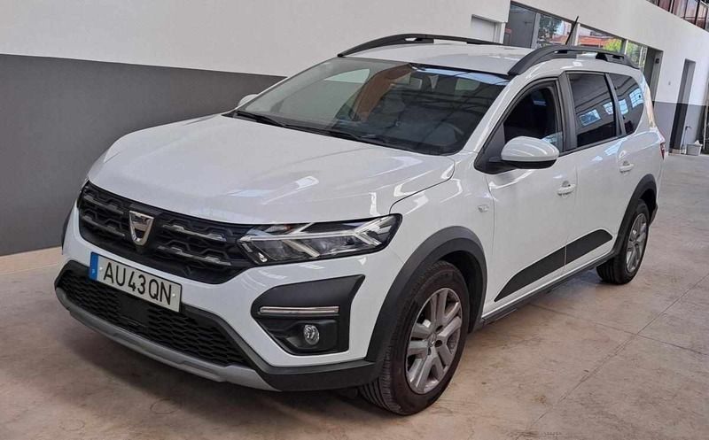 Branco Usado 2022 Dacia Jogger Monovolume | € 15.900 (Preço elevado) - Imagem 1/4