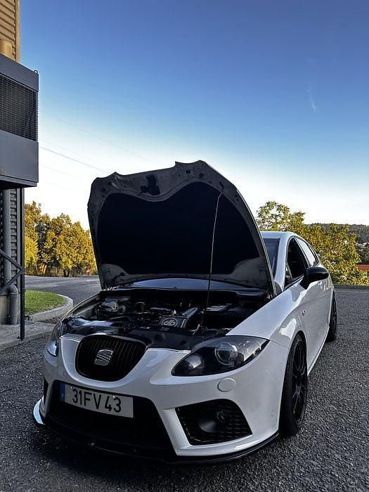 Usado Seat Leon CUPRA 357 HP (262 kW) 2008 Sedan