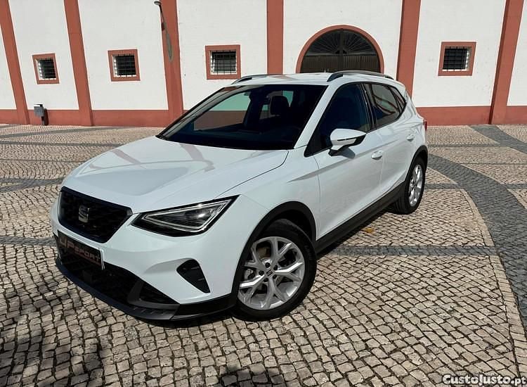 Branco Usado 2022 Seat Arona FR SUV | € 20.500 (Preço elevado) - Imagem 1/1