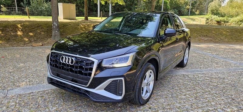 Usado Audi Q2 S-Line 120 HP (88 kW) 2022 SUV