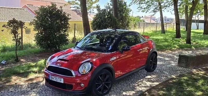 Vermelho Usado 2012 Mini Coupé Coupé | € 10.990 - Imagem 1/4