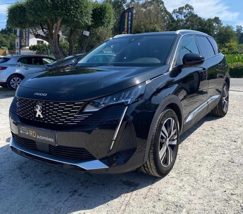 Preto Usado 2022 Peugeot 5008 Allure Monovolume | € 32.000 (Preço elevado) - Imagem 1/4