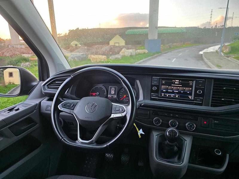 Usado VW Transporter 110 HP (80 kW) 2023 Cinzento Van