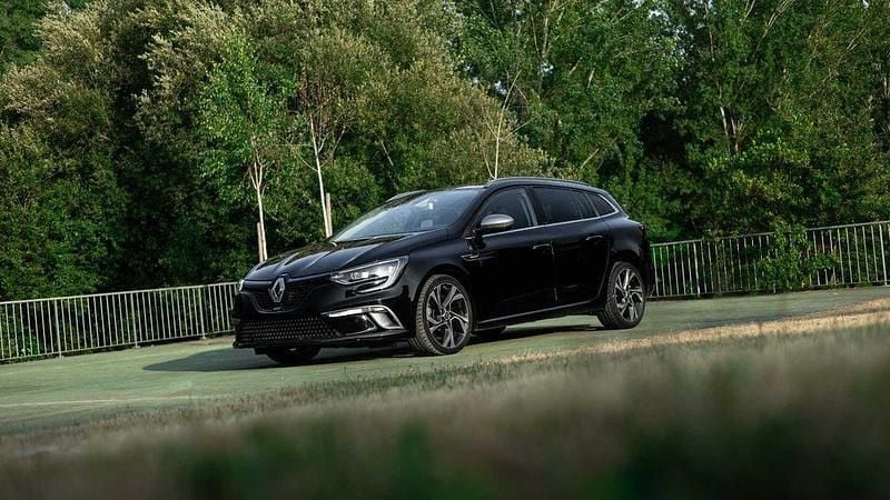 Usado 2017 Renault Mégane GT GT Coupé | € 18.999 - Imagem 1/4