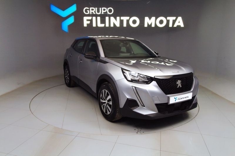Cinzento Usado 2023 Peugeot 2008 Active SUV | € 18.690 (Bom preço) - Imagem 1/1