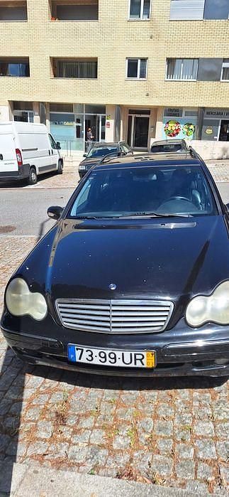 Usado 2003 Mercedes C220 Elegance Sedan | € 6.000 - Imagem 1/4