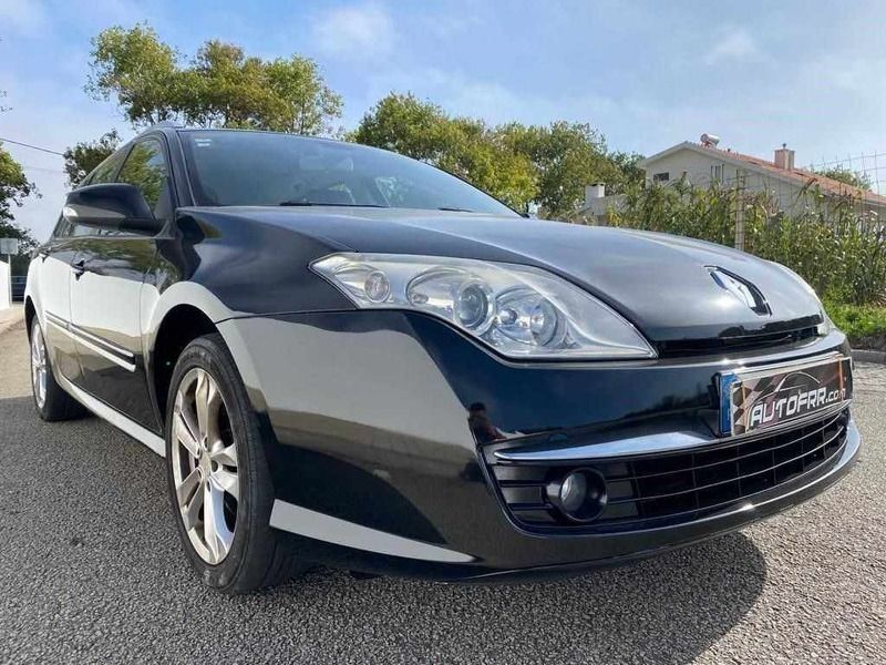 Preto Usado 2008 Renault Laguna III Dynamique Carrinha | € 5.900 (Preço justo) - Imagem 1/4