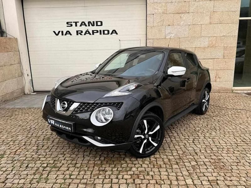 Preto Usado 2016 Nissan Juke N-Connecta SUV | € 13.490 (Preço justo) - Imagem 1/4