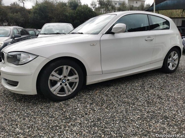 Branco Usado 2010 BMW 118 Citadino | € 9.450 (Preço justo) - Imagem 1/1