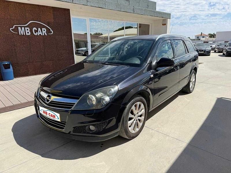 Preto Usado 2009 Opel Astra | € 5.990 (Caro) - Imagem 1/4