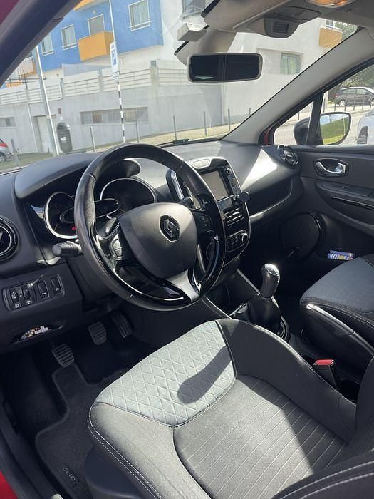 Usado Renault Clio IV Luxe 90 HP (66 kW) 2015 Sedan