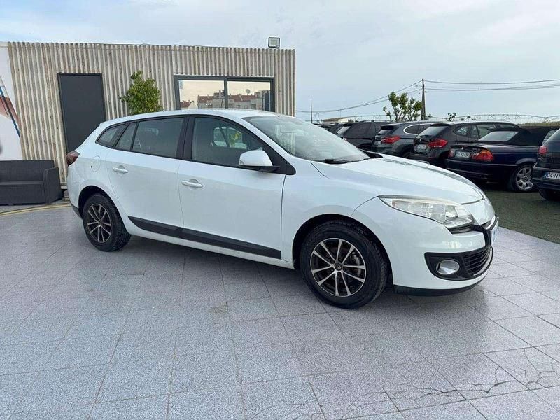 Branco Usado 2012 Renault Mégane III | € 8.250 (Preço justo) - Imagem 1/4