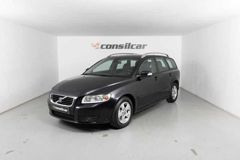 Preto Usado 2008 Volvo V50 Momentum Carrinha | € 6.780 (Preço justo) - Imagem 1/4
