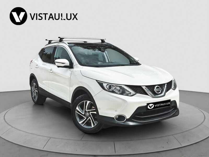 Branco Usado 2016 Nissan Qashqai N-Connecta SUV | € 13.990 (Preço justo) - Imagem 1/4