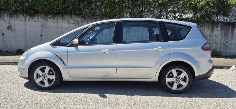 Usado Ford S-MAX S 125 HP (91 kW) 2008 Cinzento Monovolume