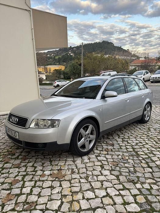Usado 2002 Audi A4 Sedan | € 7.000 (Preço justo) - Imagem 1/4