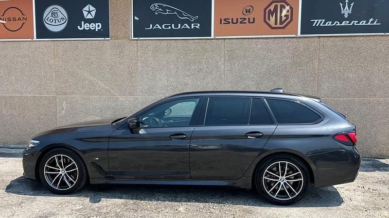 Preto Usado 2021 BMW 520 Coupé | € 36.900 (Preço justo) - Imagem 1/4