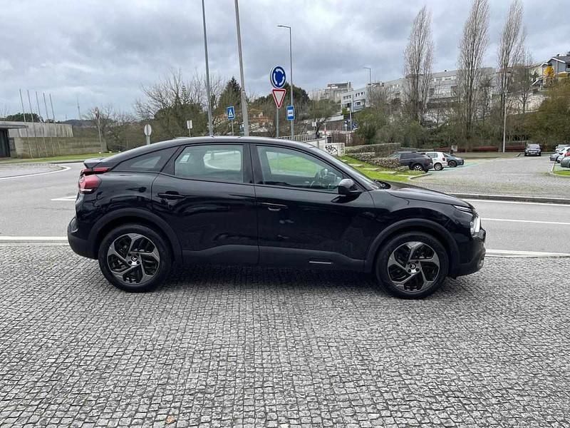 Usado Citroën C4 Feel 131 HP (96 kW) 2023 Preto SUV