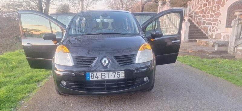 Outra Usado 2006 Renault Modus Dynamique Monovolume | € 2.490 (Bom preço) - Imagem 1/4