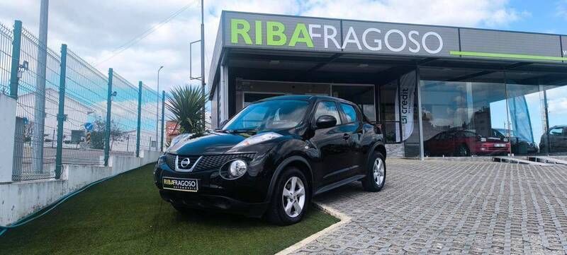 Usado Nissan Juke 110 HP (80 kW) 2014 Preto SUV