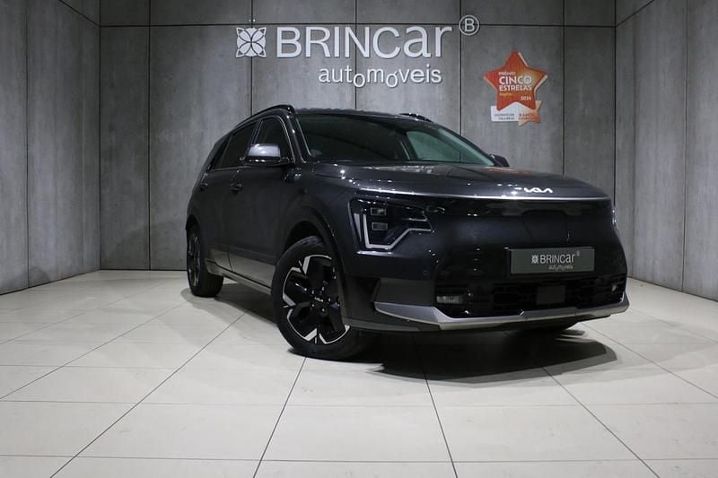 Antracite Usado 2023 Kia e-Niro SUV | € 27.890 (Preço justo) - Imagem 1/4