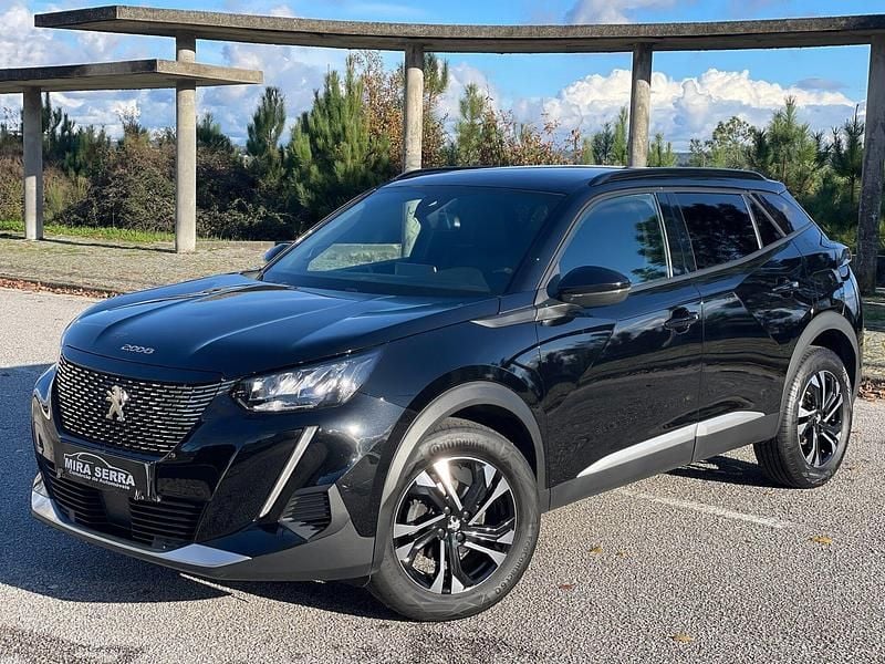 Cinza Usado 2023 Peugeot 2008 Allure SUV | € 20.250 (Bom preço) - Imagem 1/4