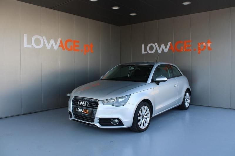 Cinzento Usado 2010 Audi A1 Citadino | € 9.800 (Preço justo) - Imagem 1/4