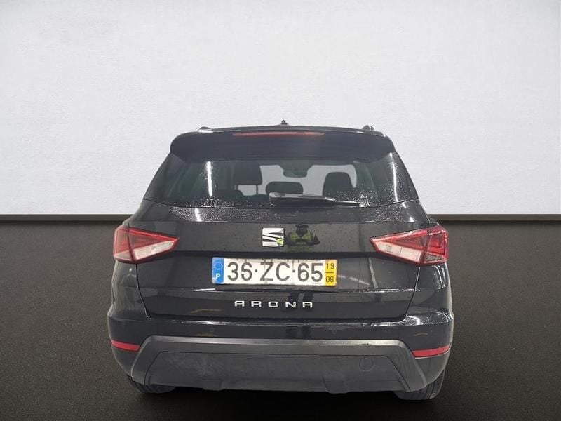Usado Seat Arona 95 HP (69 kW) 2019 Preto SUV