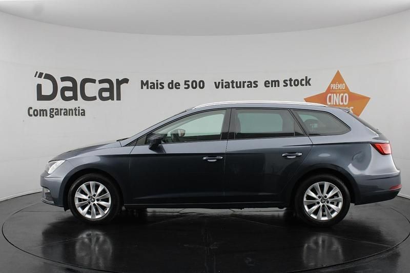 Usado Seat Leon ST 115 HP (84 kW) 2019 Cinzento Carrinha