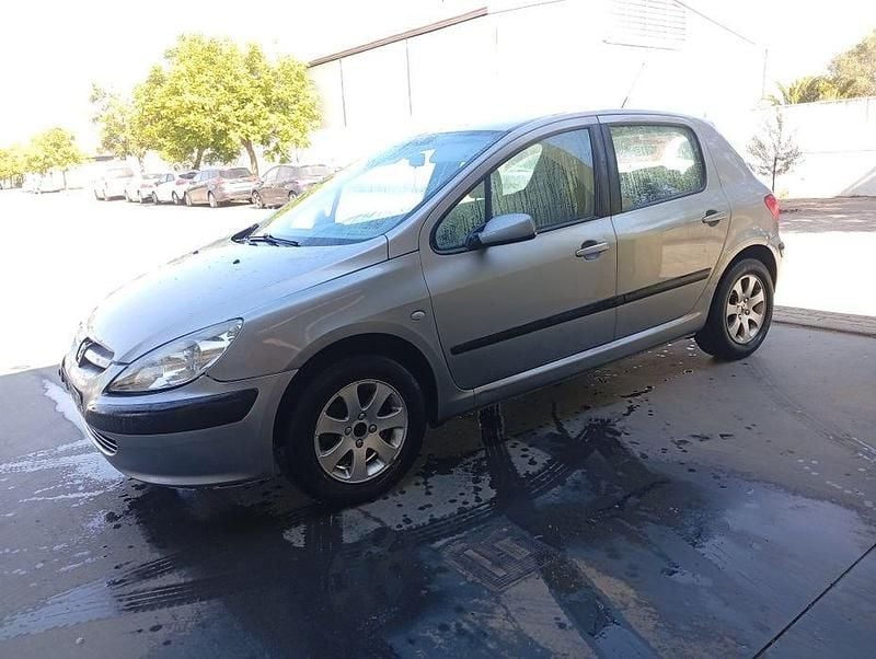Usado 2002 Peugeot 307 Sedan | € 1.750 (Preço justo) - Imagem 1/4