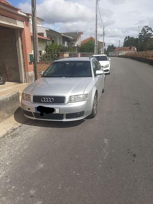 Usado 2002 Audi A4 Carrinha | € 3.950 (Bom preço) - Imagem 1/4