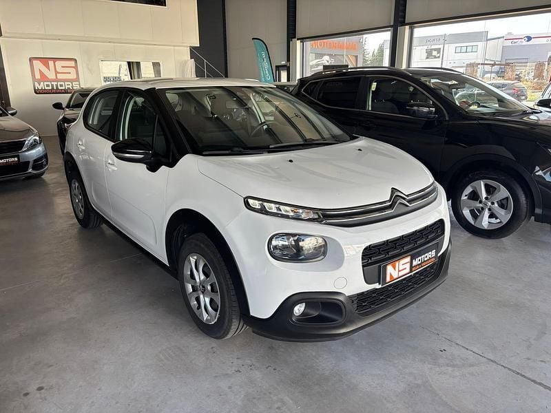 Branco Usado 2019 Citroën C3 PureTech Citadino | € 11.750 (Super Preço) - Imagem 1/4