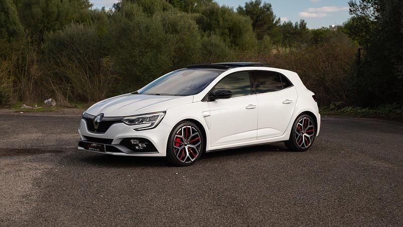 Branco Usado 2022 Renault Mégane Coupé Trophy Coupé | € 44.950 - Imagem 1/4